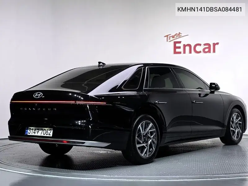 2024 HYUNDAI N/A VIN KMHN141DBSA084481 — фото 2
