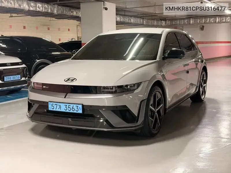 HYUNDAI N/A 2024, VIN KMHKR81CPSU316477