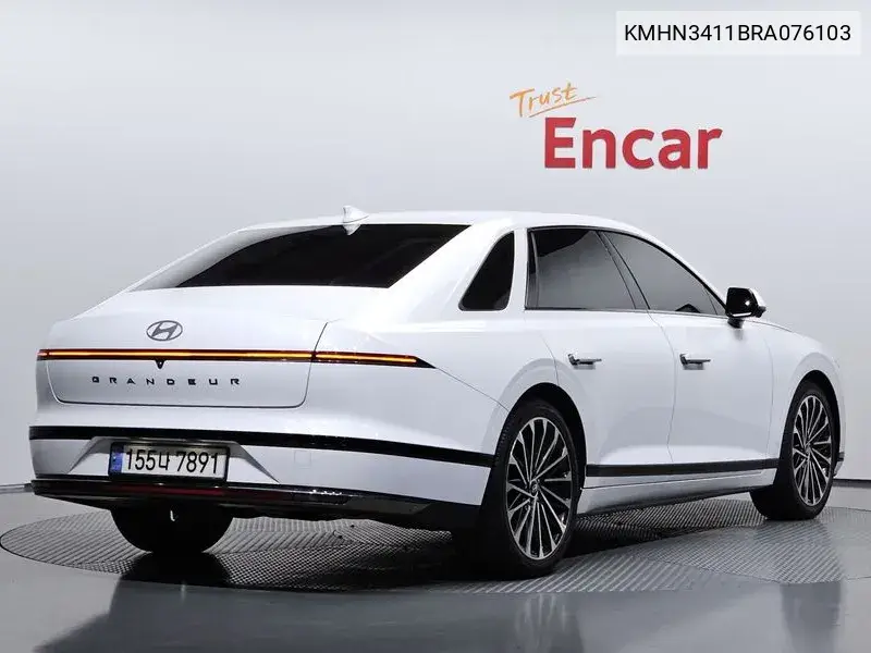 HYUNDAI N/A 2024, VIN KMHN3411BRA076103