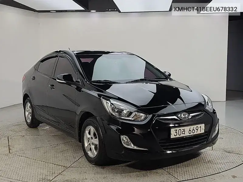 2014 HYUNDAI ACCENT VIN KMHCT41BEEU678332 — фото 2