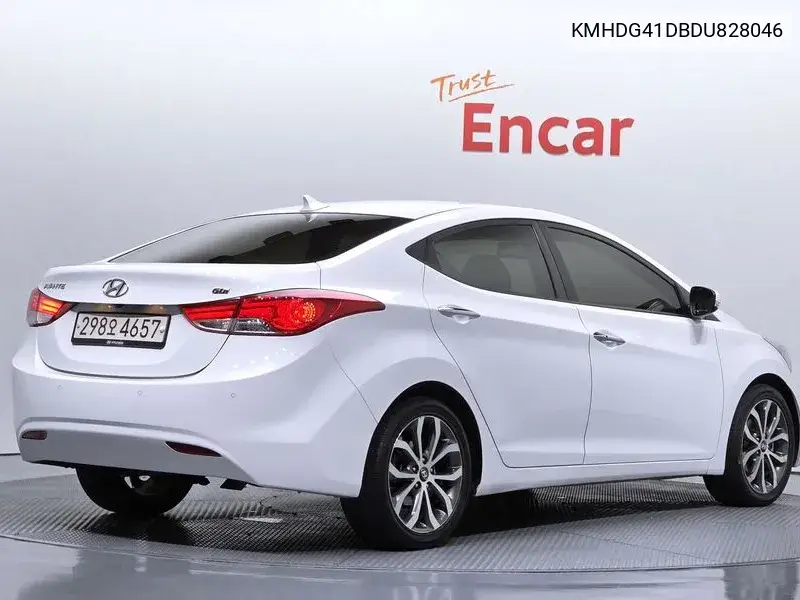 HYUNDAI ELANTRA 2013, VIN KMHDG41DBDU828046