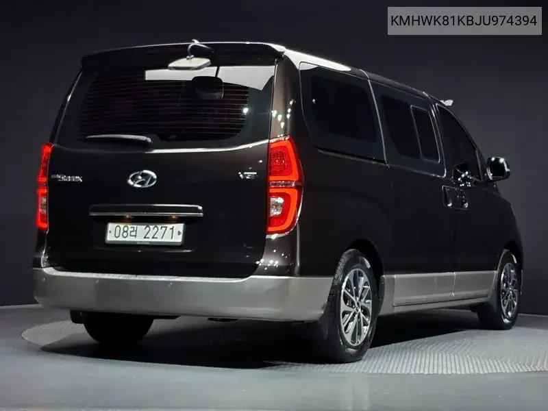 2018 HYUNDAI GRAND STAREX URBAN VIN KMHWK81KBJU974394 — фото 2
