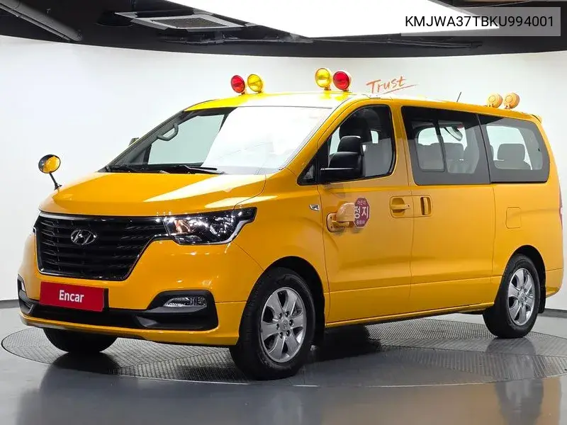 HYUNDAI GRAND STAREX URBAN 2018, VIN KMJWA37TBKU994001