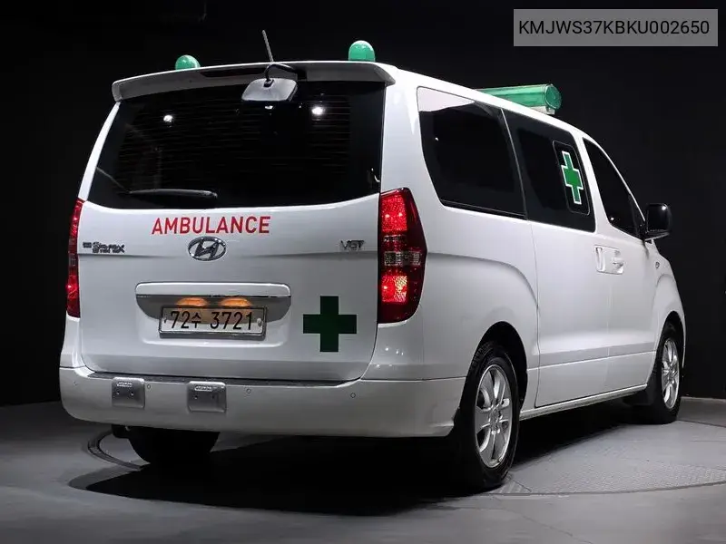 2018 HYUNDAI GRAND STAREX URBAN VIN KMJWS37KBKU002650 — фото 2