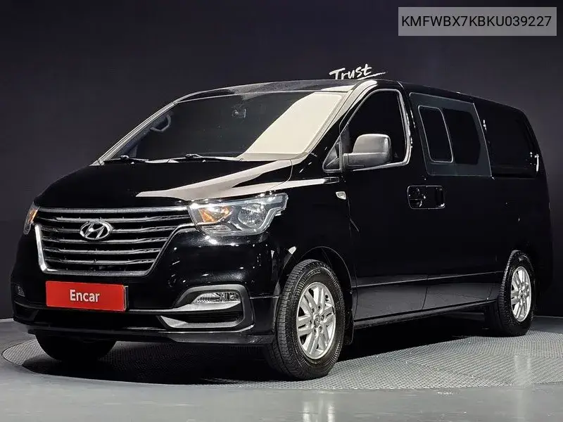 HYUNDAI GRAND STAREX URBAN 2018, VIN KMFWBX7KBKU039227