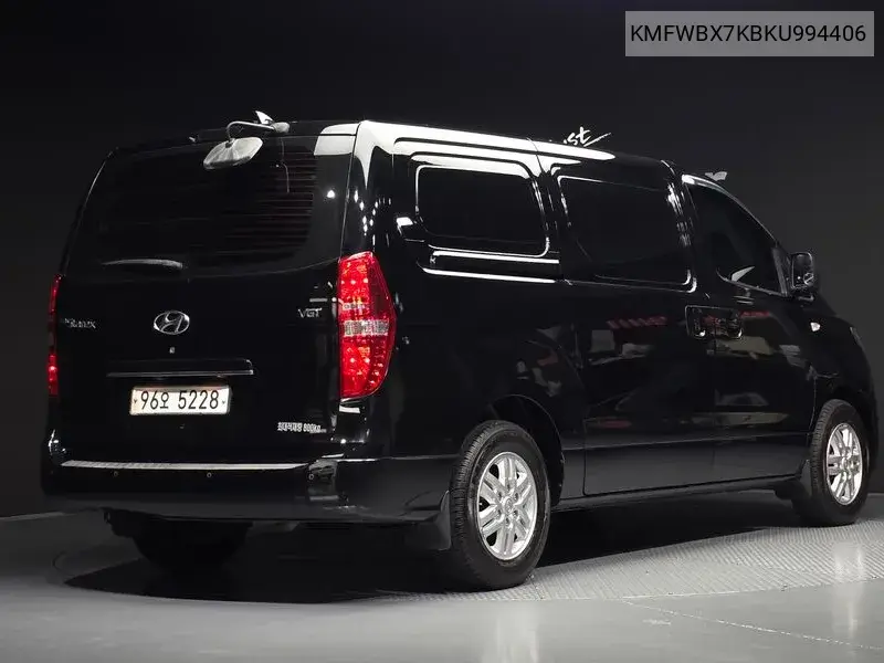 HYUNDAI GRAND STAREX URBAN 2018, VIN KMFWBX7KBKU994406