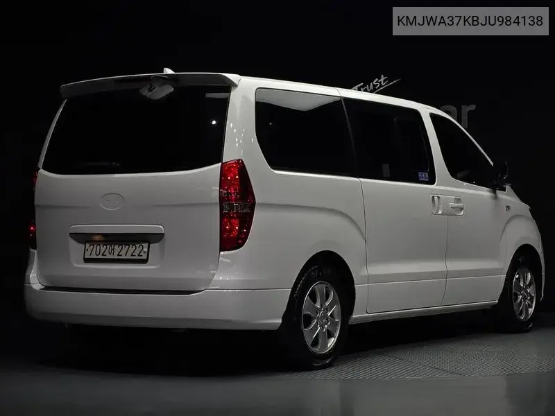 2018 HYUNDAI GRAND STAREX URBAN VIN KMJWA37KBJU984138 — фото 2