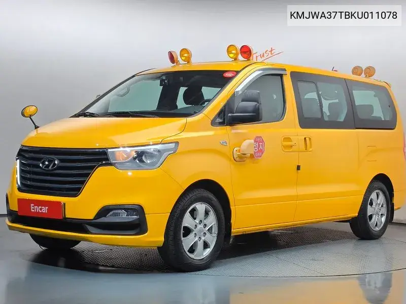 HYUNDAI GRAND STAREX URBAN 2018, VIN KMJWA37TBKU011078
