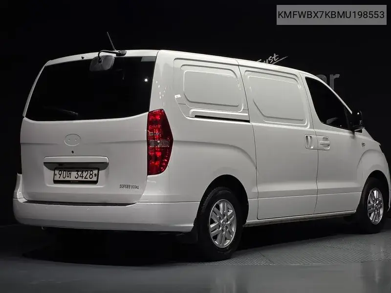 HYUNDAI GRAND STAREX URBAN 2021, VIN KMFWBX7KBMU198553