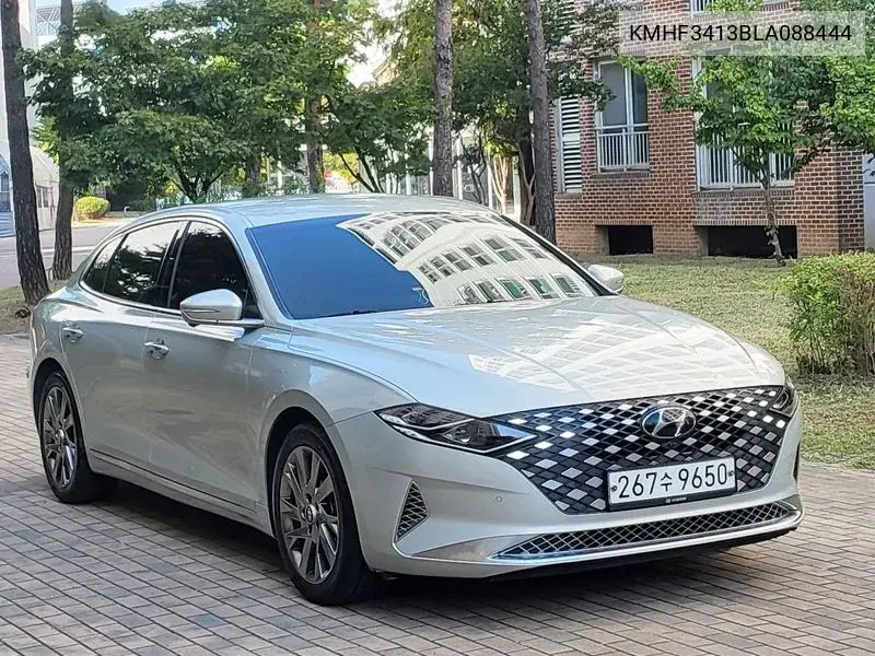 HYUNDAI GRANDEUR 2020, VIN KMHF3413BLA088444