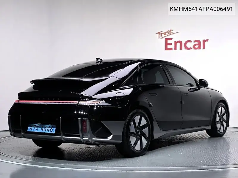 2022 HYUNDAI IONIQ 6 VIN KMHM541AFPA006491 — фото 2