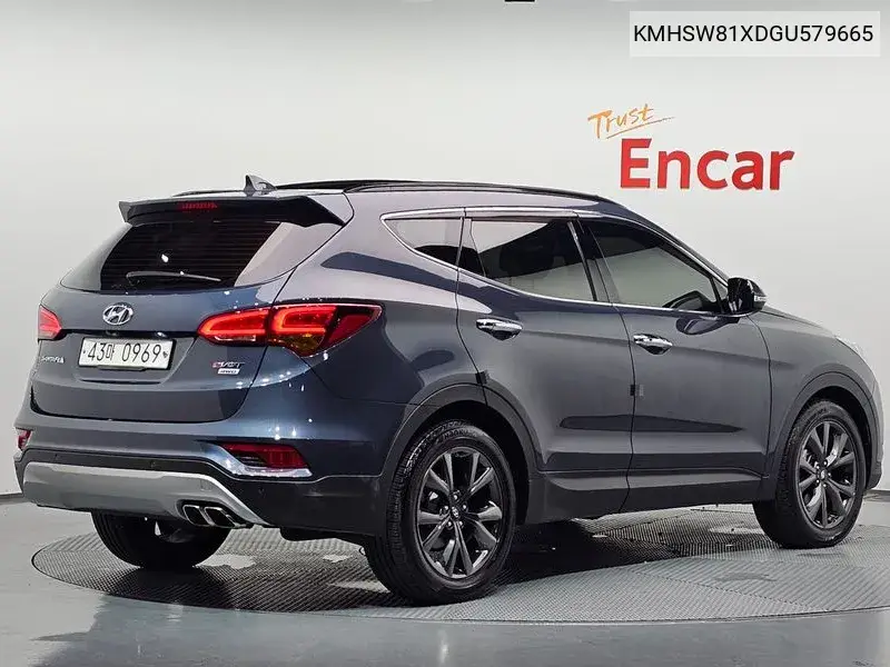 2015 HYUNDAI SANTA FE VIN KMHSW81XDGU579665 — фото 2