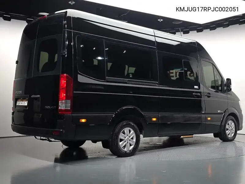 2018 HYUNDAI SOLATI VIN KMJUG17RPJC002051 — фото 2