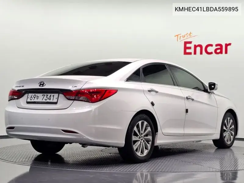 2013 HYUNDAI SONATA VIN KMHEC41LBDA559895 — фото 2