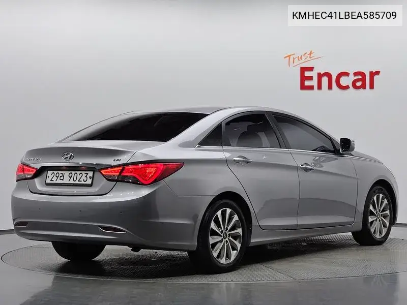 HYUNDAI SONATA 2013, VIN KMHEC41LBEA585709