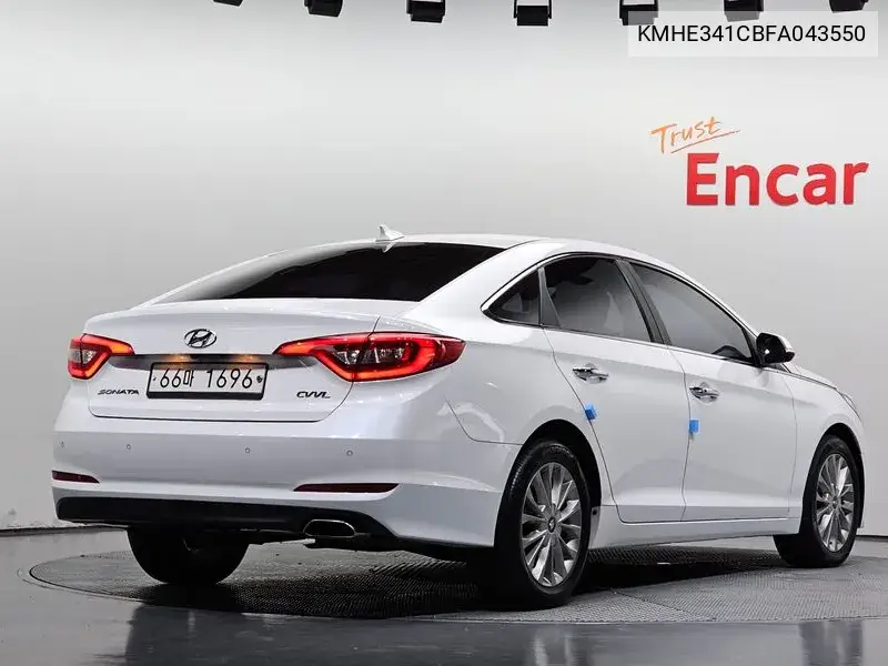 2014 HYUNDAI SONATA VIN KMHE341CBFA043550 — фото 2