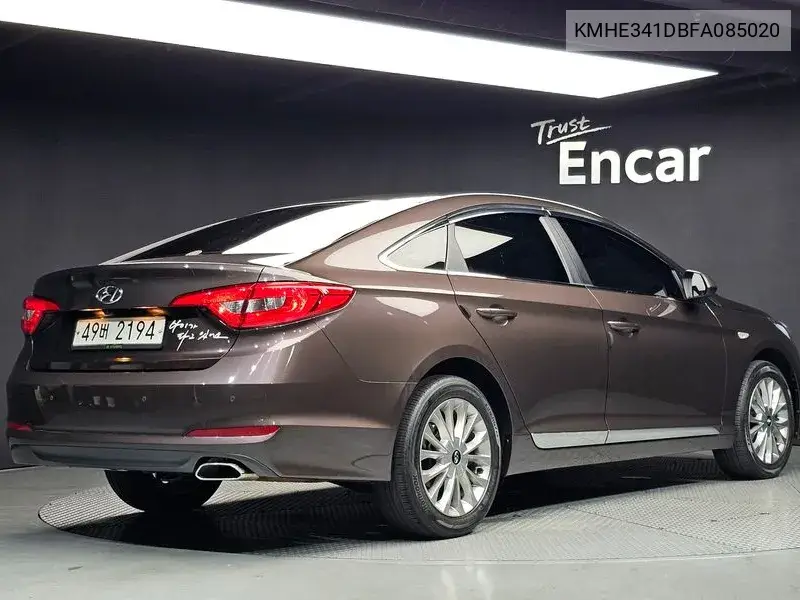 2015 HYUNDAI SONATA VIN KMHE341DBFA085020 — фото 2