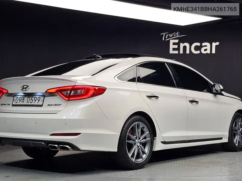 2016 HYUNDAI SONATA VIN KMHE341BBHA261765 — фото 2