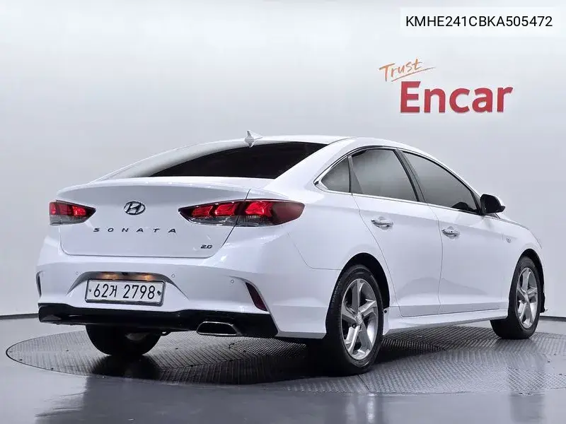 2018 HYUNDAI SONATA VIN KMHE241CBKA505472 — фото 2
