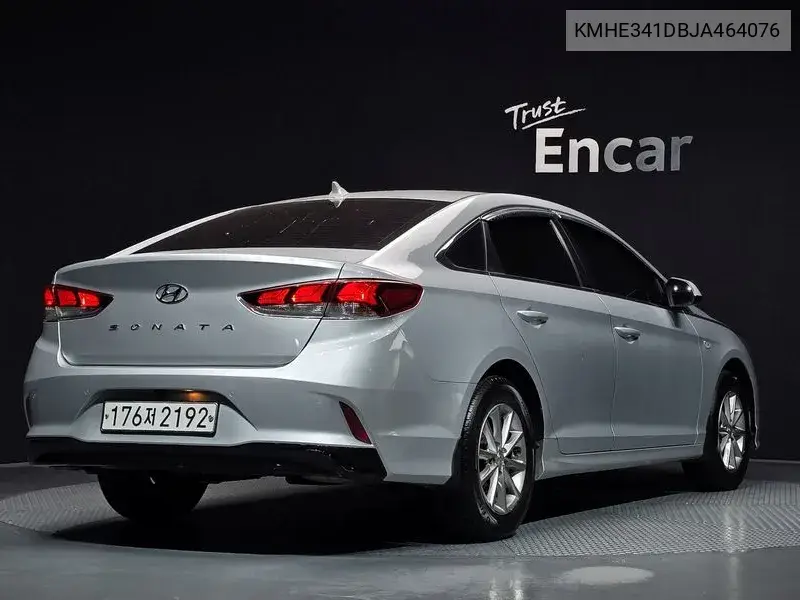 2018 HYUNDAI SONATA VIN KMHE341DBJA464076 — фото 2