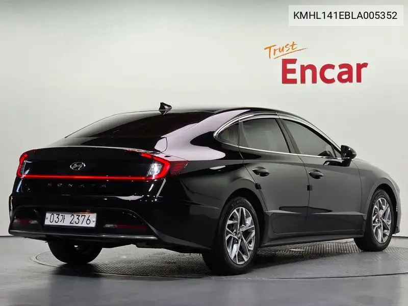 2019 HYUNDAI SONATA VIN KMHL141EBLA005352 — фото 2