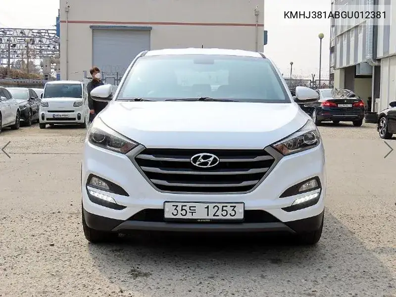 HYUNDAI TUCSON 2015, VIN KMHJ381ABGU012381