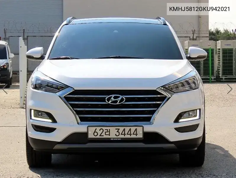 HYUNDAI TUCSON 2019, VIN KMHJ5812GKU942021