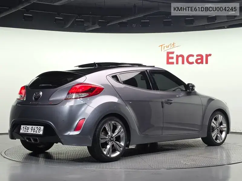 2011 HYUNDAI VELOSTER VIN KMHTE61DBCU004245 — фото 2