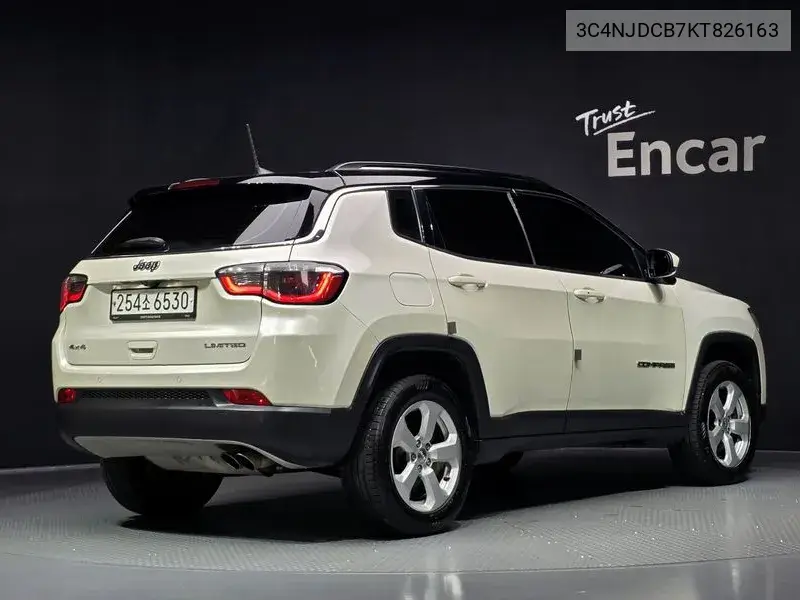 2019 JEEP COMPASS VIN 3C4NJDCB7KT826163 — фото 2