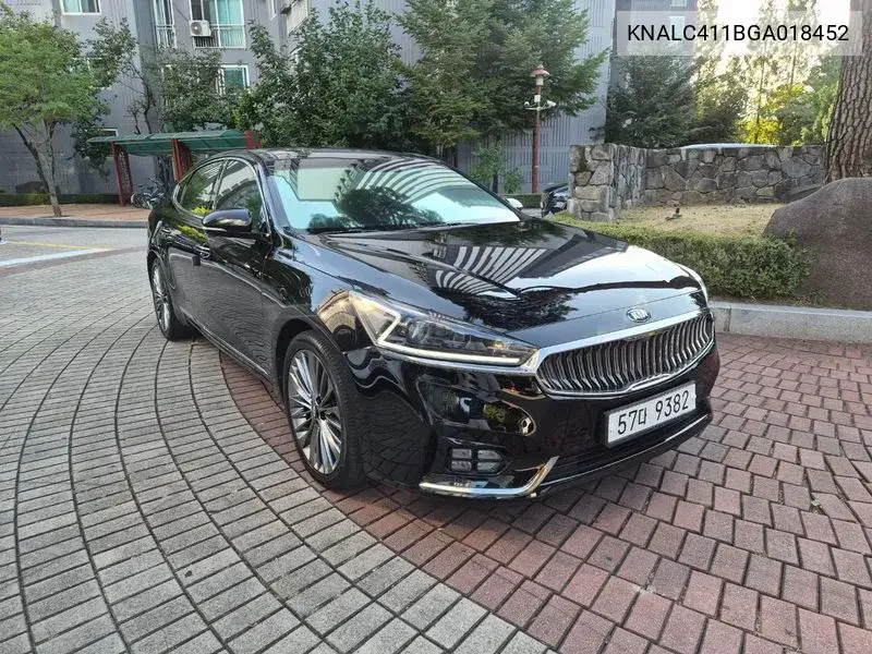 2016 KIA CADENZA VIN KNALC411BGA018452 — фото 2