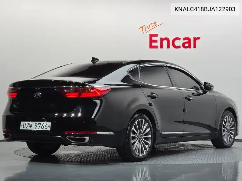 2018 KIA CADENZA VIN KNALC418BJA122903 — фото 2