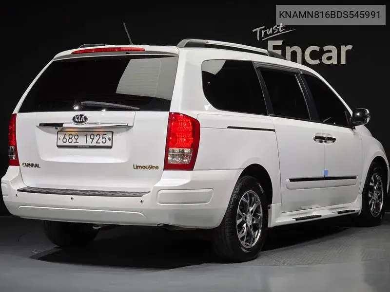 2013 KIA CARNIVAL VIN KNAMN816BDS545991 — фото 2