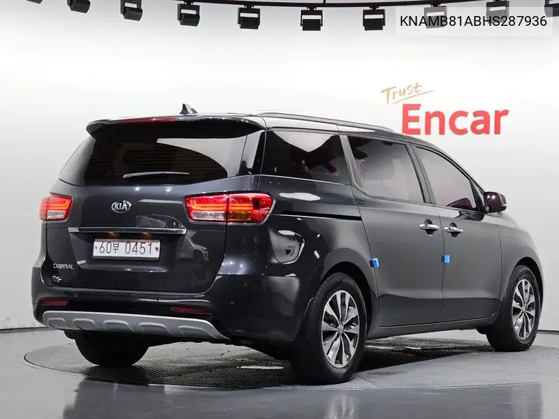 2016 KIA CARNIVAL VIN KNAMB81ABHS287936 — фото 2