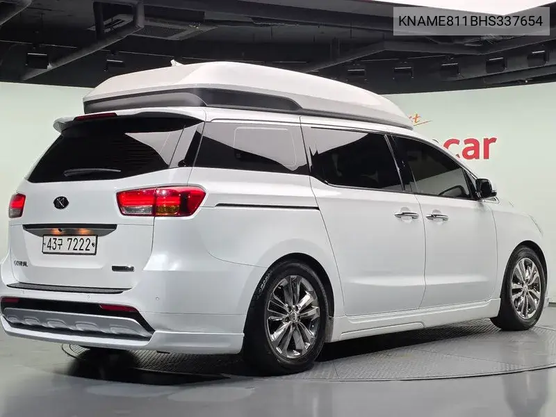 2017 KIA CARNIVAL VIN KNAME811BHS337654 — фото 2