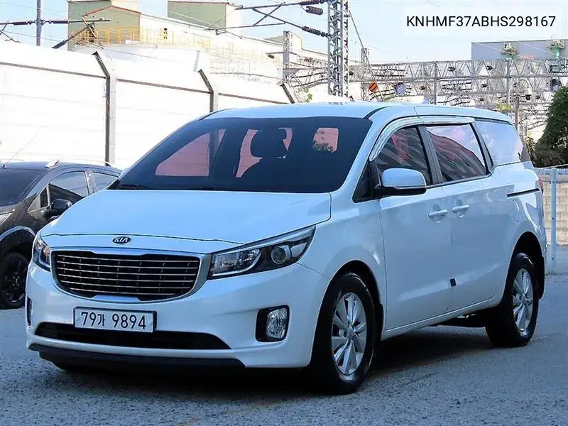 2017 KIA CARNIVAL VIN KNHMF37ABHS298167 — фото 2