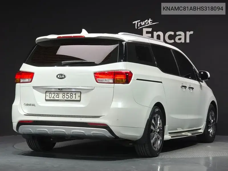 2017 KIA CARNIVAL VIN KNAMC81ABHS318094 — фото 2