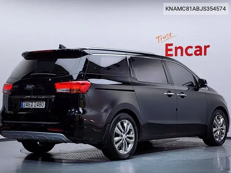 2017 KIA CARNIVAL VIN KNAMC81ABJS354574 — фото 2