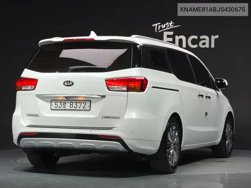 2018 KIA CARNIVAL VIN KNAME81ABJS430675 — фото 2