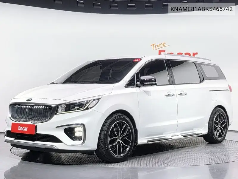 2018 KIA CARNIVAL VIN KNAME81ABKS465742 — фото 2