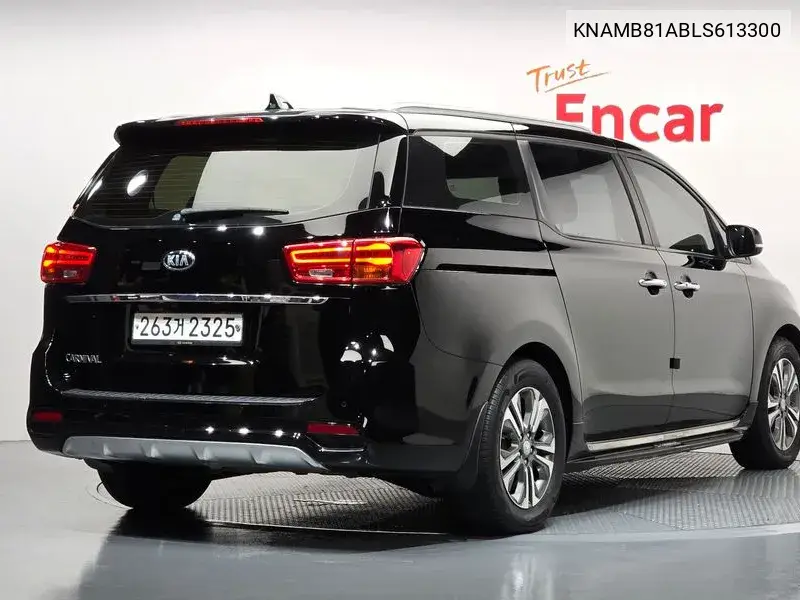 2019 KIA CARNIVAL VIN KNAMB81ABLS613300 — фото 2