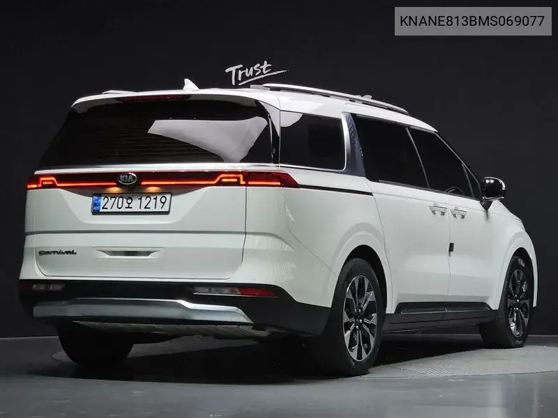 2021 KIA CARNIVAL VIN KNANE813BMS069077 — фото 2