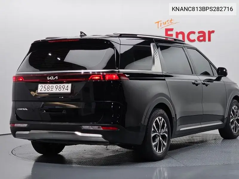 2023 KIA CARNIVAL VIN KNANC813BPS282716 — фото 2
