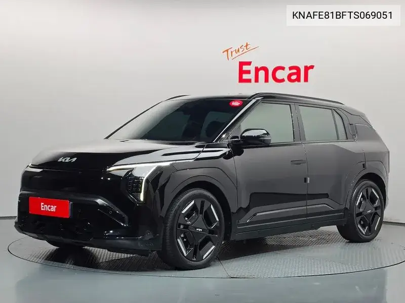 KIA EV3 2025, VIN KNAFE81BFTS069051