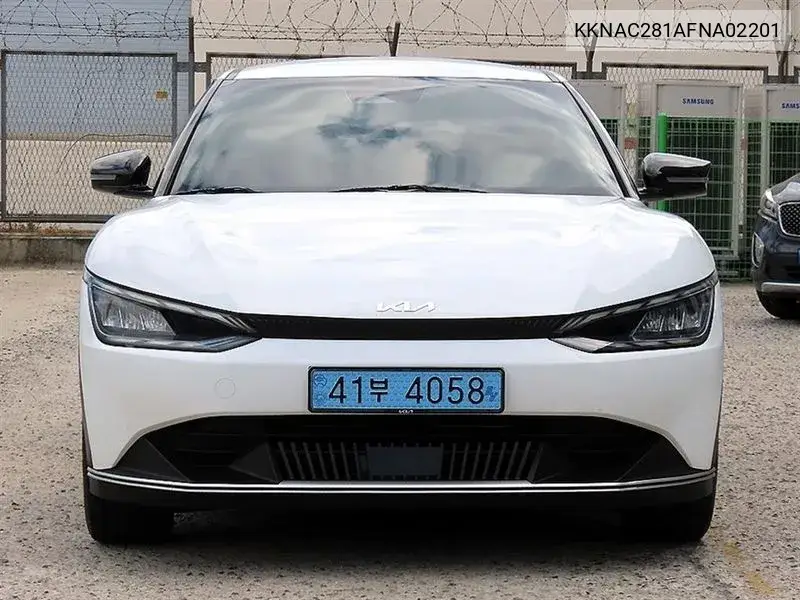 2021 KIA EV6 VIN KKNAC281AFNA02201 — фото 2