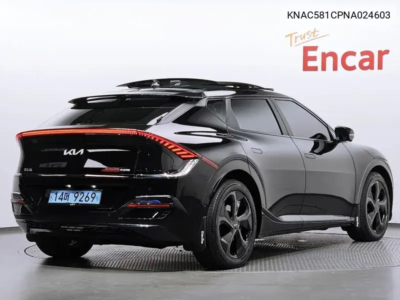 2021 KIA EV6 VIN KNAC581CPNA024603 — фото 2
