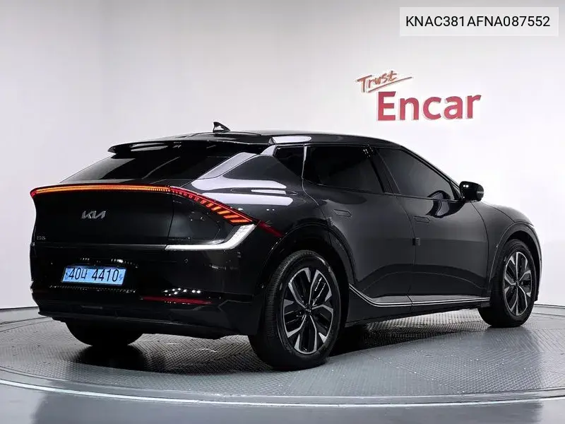 2022 KIA EV6 VIN KNAC381AFNA087552 — фото 2