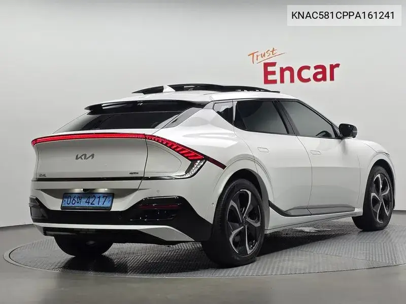 2023 KIA EV6 VIN KNAC581CPPA161241 — фото 2