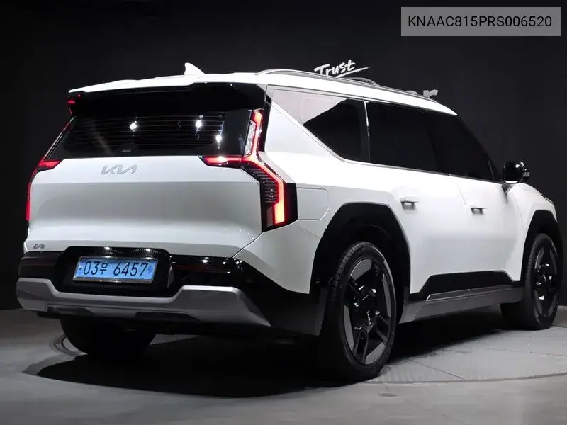2023 KIA EV9 VIN KNAAC815PRS006520 — фото 2