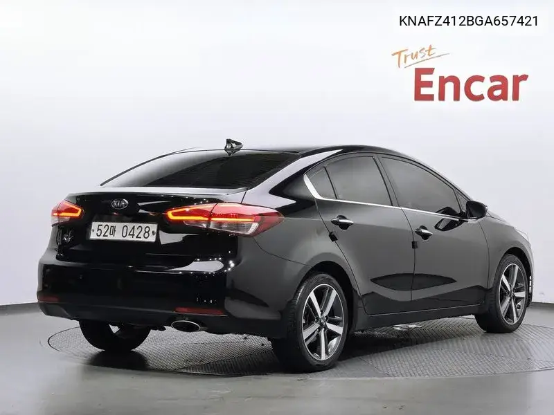2016 KIA K3 VIN KNAFZ412BGA657421 — фото 2