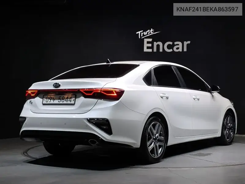 2019 KIA K3 VIN KNAF241BEKA863597 — фото 2